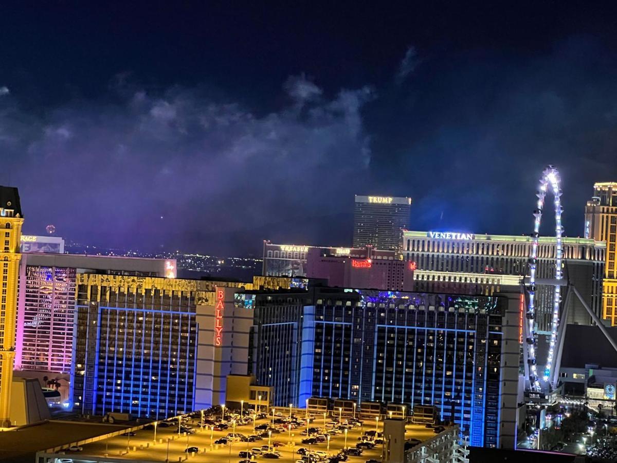 Balcony Suite Strip View Las Vegas Exteriér fotografie